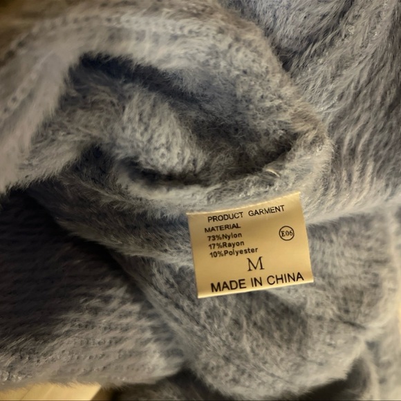 Fuzzy misty blue crossover sweater - Picture 5 of 5